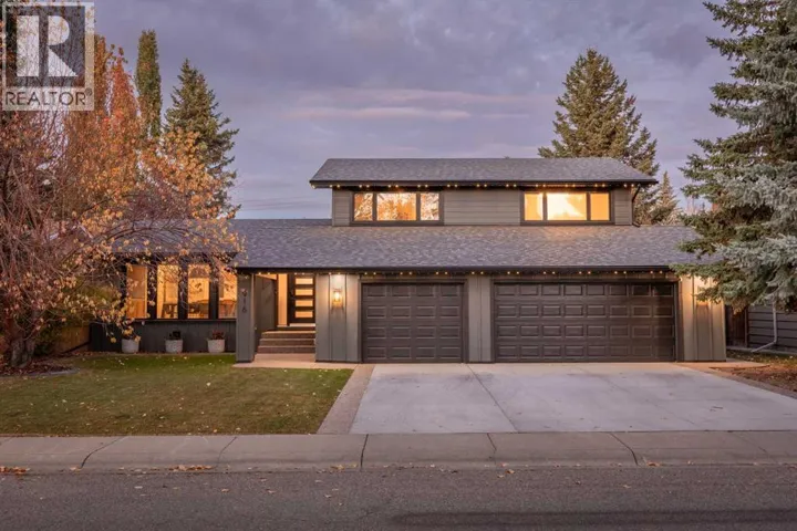916 Lake Placid Drive SE, Calgary, Alberta T2J4C2