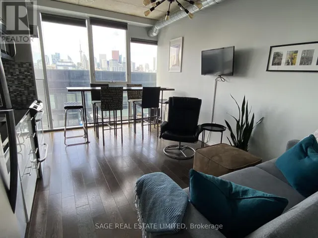 814 - 32 TROLLEY CRESCENT, Toronto (Moss Park), Ontario M5A0E8