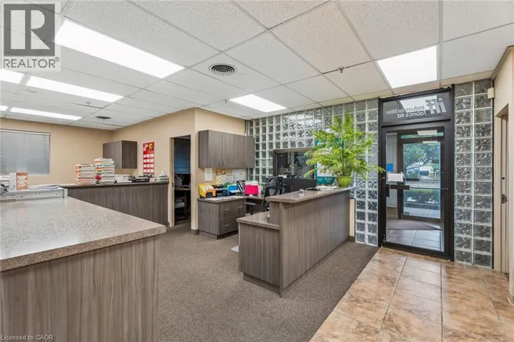 663 WOODWARD Avenue, Hamilton, Ontario L8H6P3