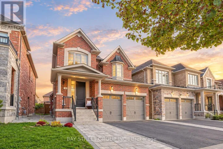 13 MICKLEFIELD AVENUE, Whitby, Ontario L1P0C2