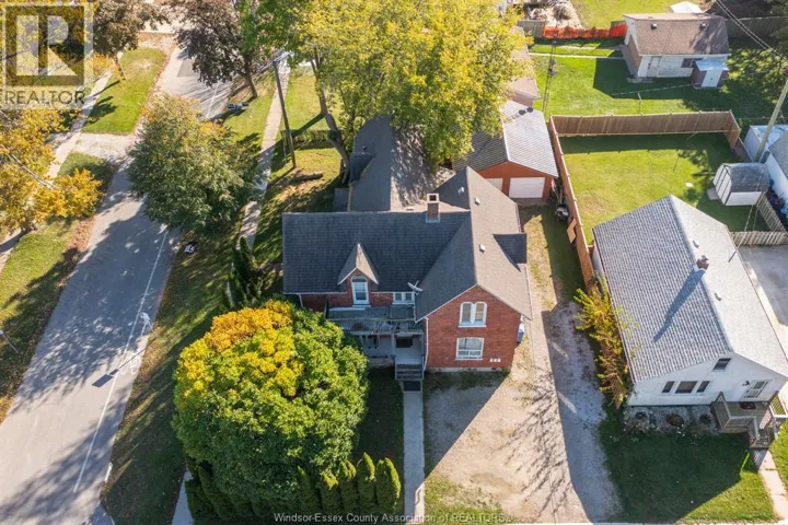 60 SETTERINGTON STREET, Leamington, Ontario N8H1T3