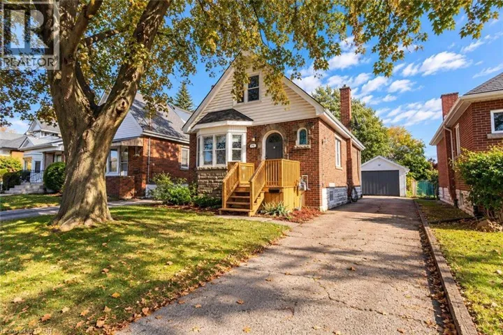 75 BARONS Avenue, Hamilton, Ontario L8K2Y4