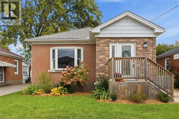 18 BIRCH Avenue, Kitchener, Ontario N2H4W5