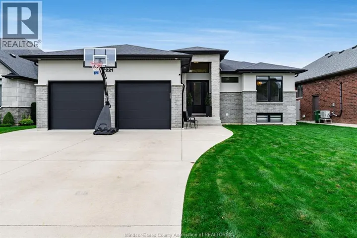 221 Bernath St, Kingsville, Ontario N9Y0E6