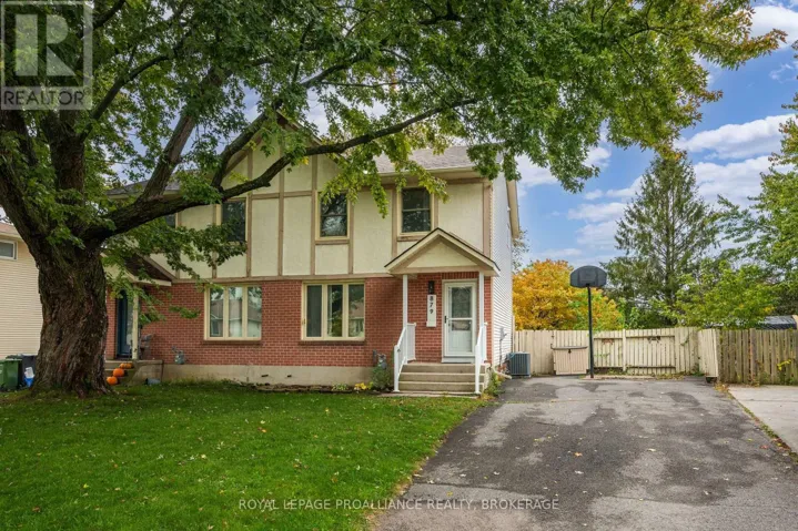 879 BEACONHILL COURT, Kingston (North of Taylor-Kidd Blvd), Ontario K7P2B1