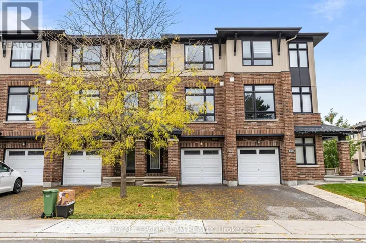 422 TRALEE ROAD, Ottawa, Ontario K2J5Z7