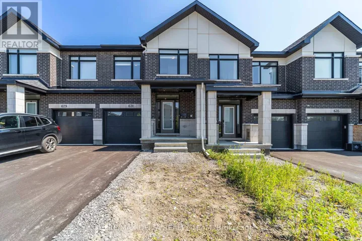 631 KNOTRIDGE STREET, Ottawa, Ontario K1W0N7