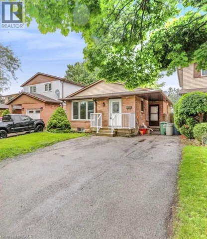 35 MEGNA Court Unit# 1, Hamilton, Ontario L9C6Y6