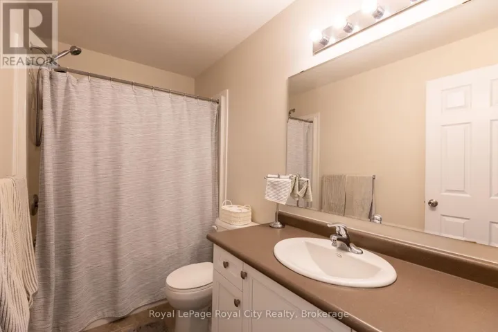 2nd floor bathroom