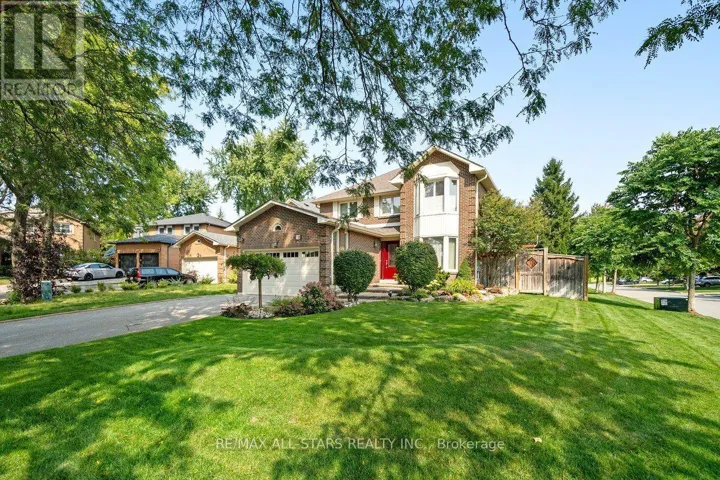 18 RANGER COURT, Markham (Sherwood-Amberglen), Ontario L3P6B3