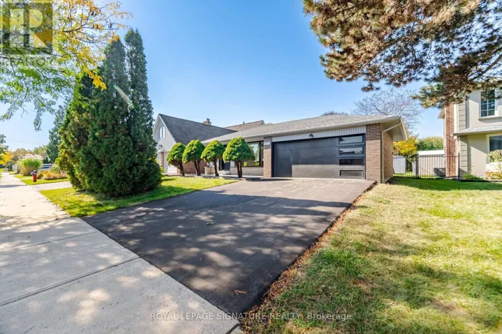 2651 THORN LODGE DRIVE, Mississauga (Sheridan), Ontario L5K1L1
