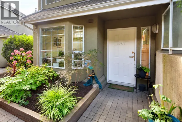 2337 QUAYSIDE COURT, Vancouver, British Columbia V5P4W2