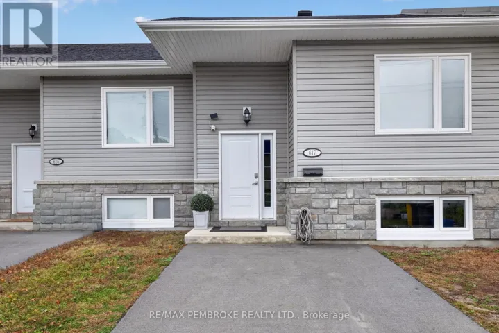 617 NELSON STREET, Pembroke, Ontario K8A3P3