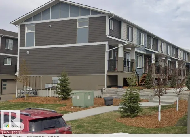 #1 9250 156 AV NW, Edmonton, Alberta T5Z3N7