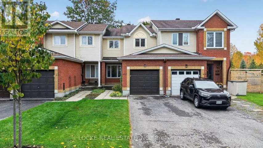 416 LAWLER CRESCENT, Ottawa, Ontario K4A3X9