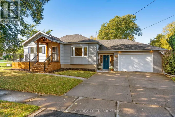 9 GHENT STREET, St. Catharines (Vine/Linwell), Ontario L2N2C5
