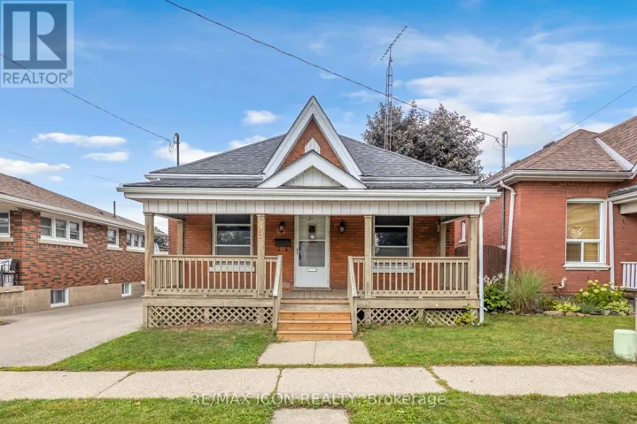 49 MINTERN AVENUE, Brantford, Ontario N3S1K9