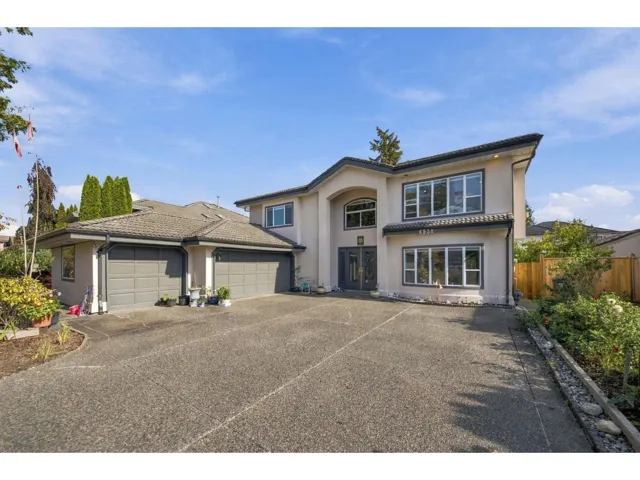 6938 127A STREET, Surrey, British Columbia V3W0V4