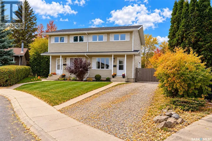 22 Manitou COURT, Saskatoon, Saskatchewan S7K5G3