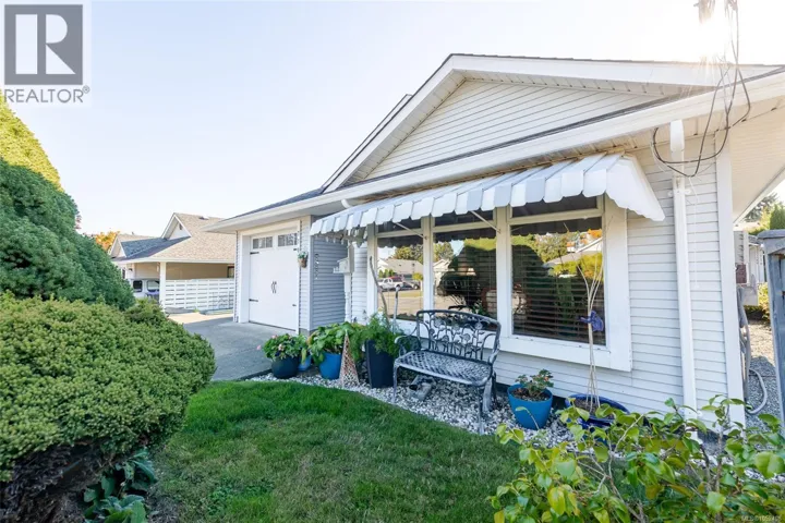A 770 Park Pl, Courtenay, British Columbia V9N8K6