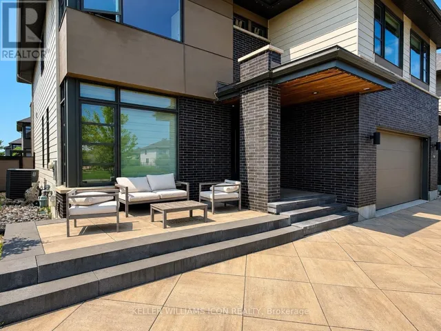 617 MISTWELL LANE, Ottawa, Ontario K1X0C1