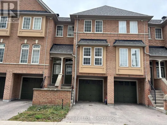7 - 50 STRATHAVEN DRIVE, Mississauga (Hurontario), Ontario L5R4E7