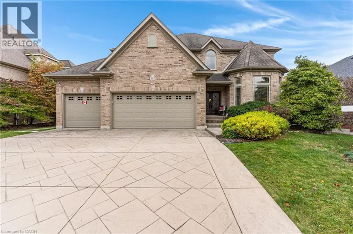 213 DEER RIDGE Drive, Kitchener, Ontario N2P2K5
