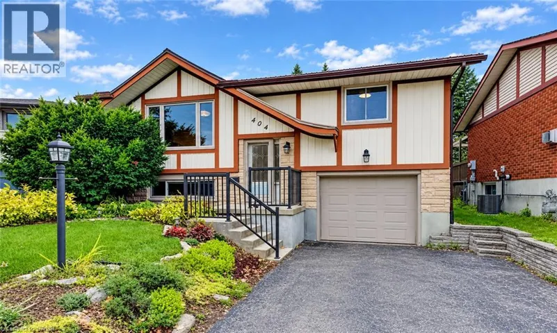 404 LAKEVIEW Drive, Waterloo, Ontario N2L4Z6