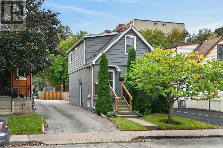 247 HOMEWOOD AVENUE, Hamilton (Kirkendall), Ontario L8P2M7