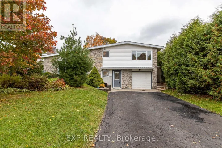 3 WELKIN CRESCENT, Ottawa, Ontario K2E5M4