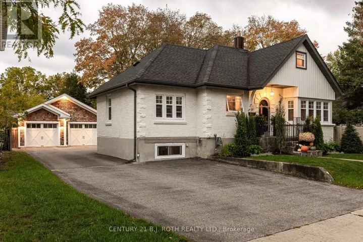 17 GRANVILLE STREET, Barrie (Allandale), Ontario L4N3K1