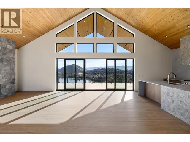 2495 Pinnacle Ridge Drive, West Kelowna, British Columbia V4T0E3