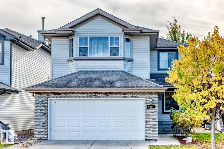 6936 STROM LN NW, Edmonton, Alberta T6R0J9