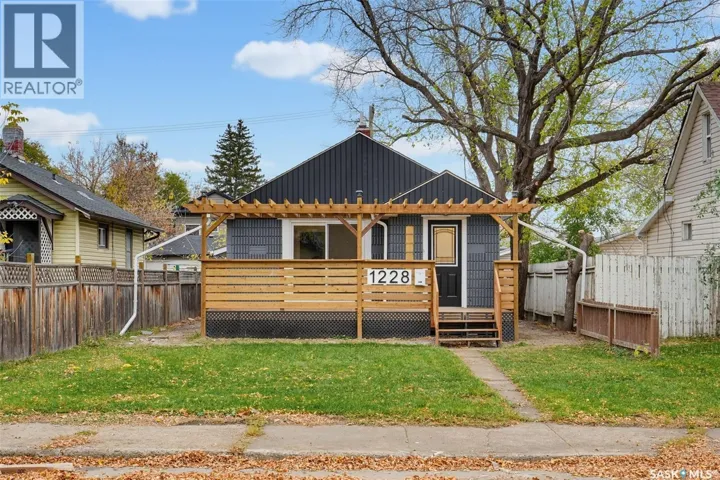1228 1st AVENUE, Saskatoon, Saskatchewan S7K1Y6