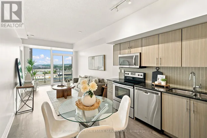 55 SPEERS ROAD, Oakville (CO Central), Ontario L5K3R6