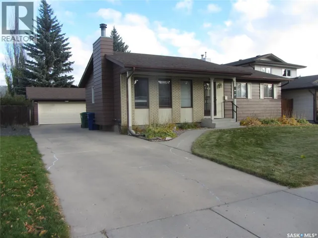 150 Chan CRESCENT, Saskatoon, Saskatchewan S7K5N8