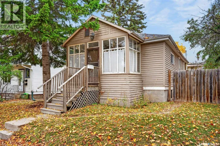631 7th STREET E, Saskatoon, Saskatchewan S7X0X8