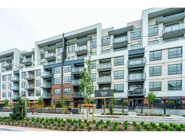306 7936 206 STREET, Langley, British Columbia V2Y3X8