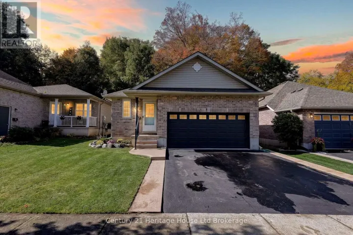 10 POTTERS WAY, Woodstock (Woodstock - South), Ontario N4S8Z5