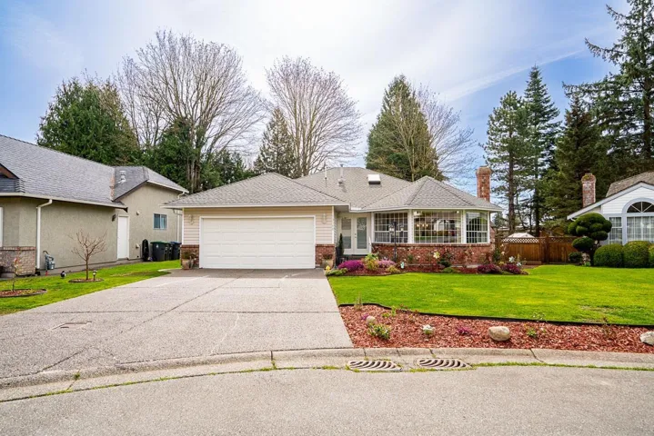 13560 15A AVENUE, Surrey, British Columbia V4A8Z9