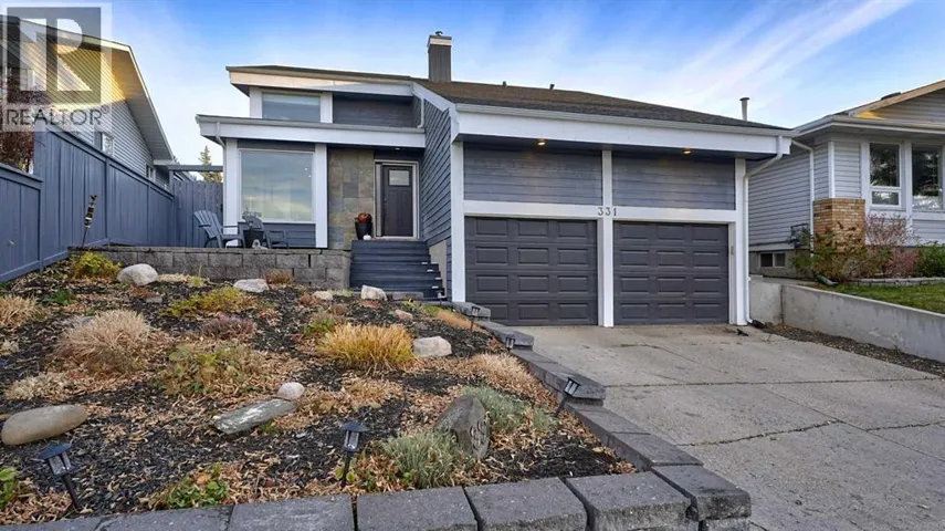 331 Woodbine Boulevard SW, Calgary, Alberta T2W4K8