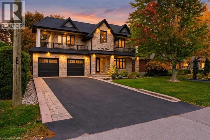 471 WILLIS Drive, Oakville, Ontario L6L4V6