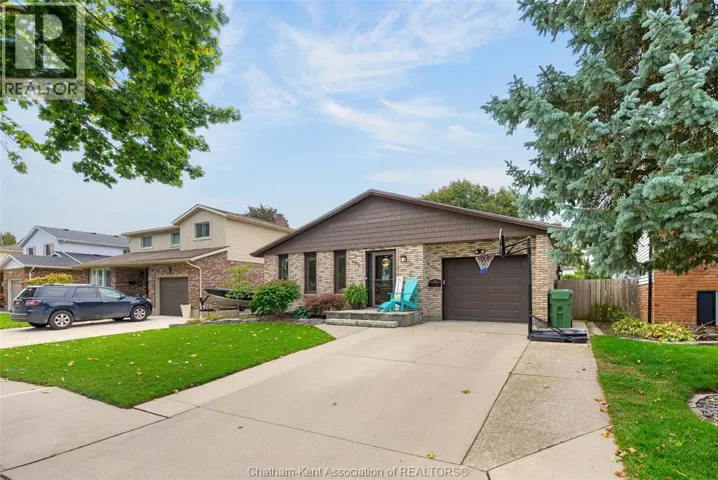 336 CAMPUS PARKWAY, Chatham, Ontario N7L5A8