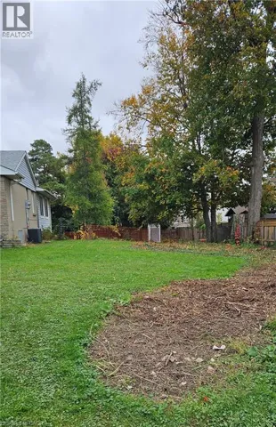 223 ELEANOR Avenue, Hamilton, Ontario L8W1C7