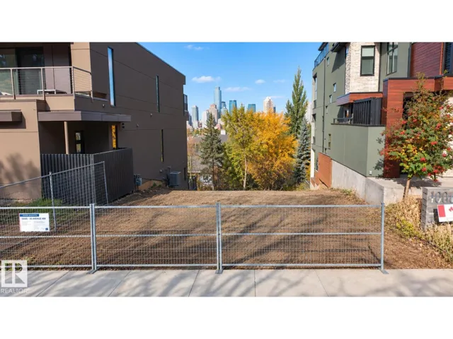 10068 90 AV NW, Edmonton, Alberta T6E4X1