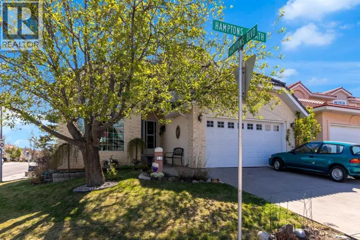 4 Hamptons Heath NW, Calgary, Alberta T3A5E8