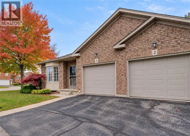 10 COURTLAND Drive Unit# 1, Brantford, Ontario N3R7Y2