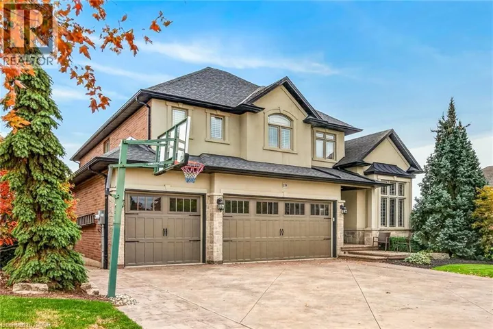 19 GRETI Drive, Hamilton, Ontario L9B0B9