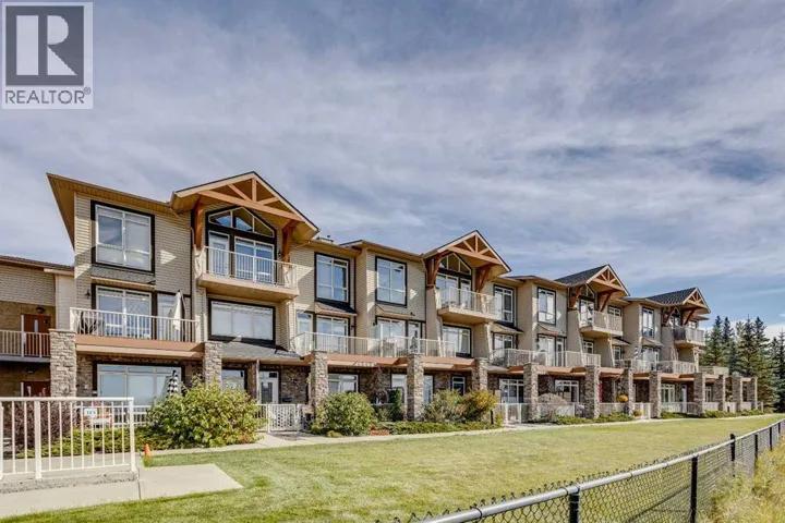 17, 181 Rockyledge View NW, Calgary, Alberta T3G6B1
