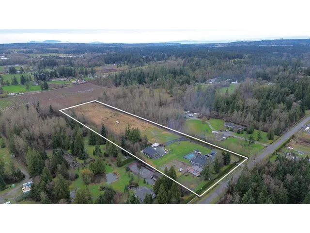 21298 36 AVENUE, Langley, British Columbia V3A8N6